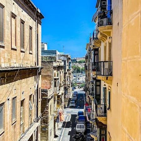 Lovely 1- Bedroom Apartment In Floriana ภายนอก รูปภาพ